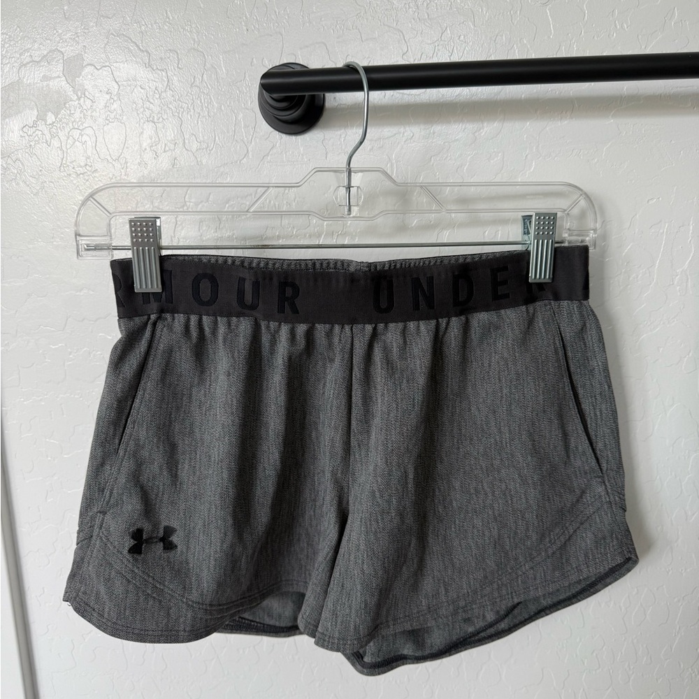 Under Armour Gray Athletic Shorts Lightweight Breathable